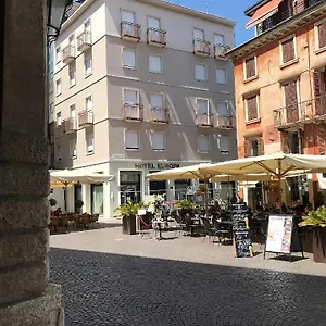 Szálloda Europa, Verona