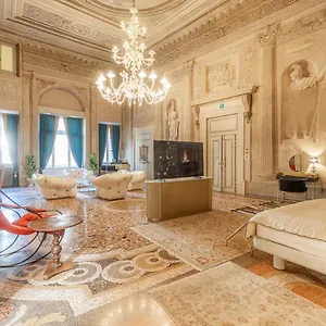 Corte Realdi - Palazzo Camozzini Verona